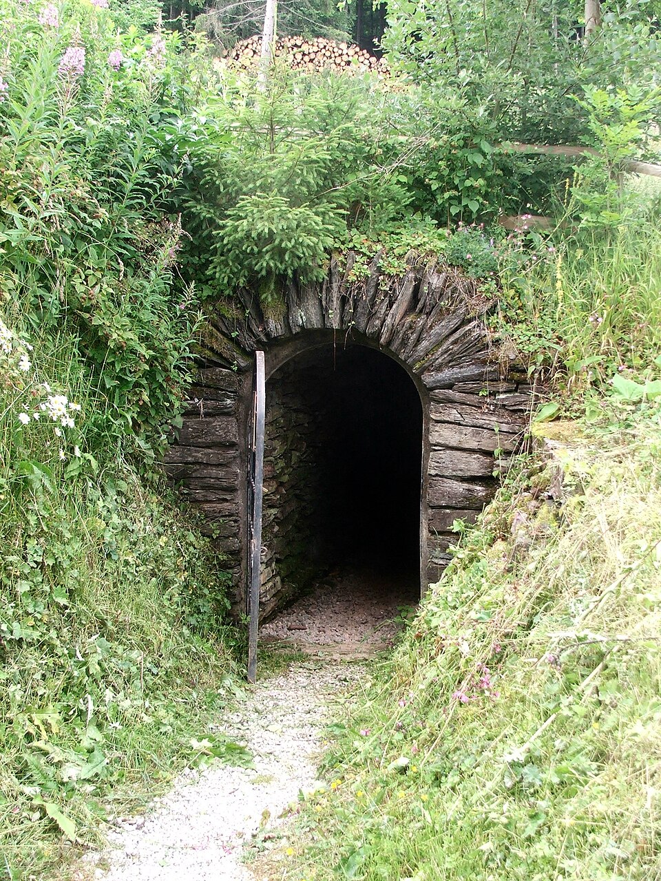 Phillipsstollen - Briloner Eisenberg