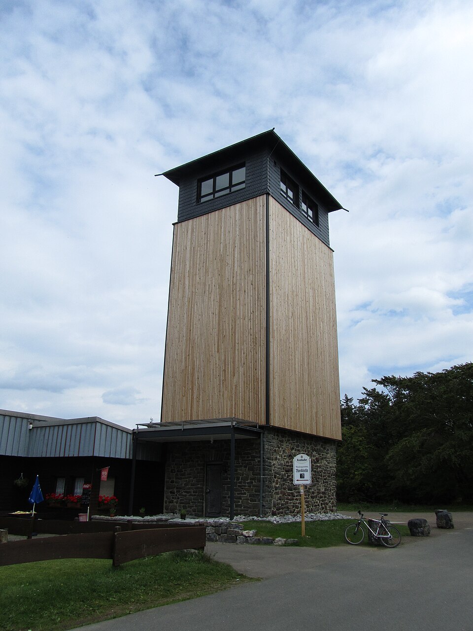 Robert-Kolb-Turm